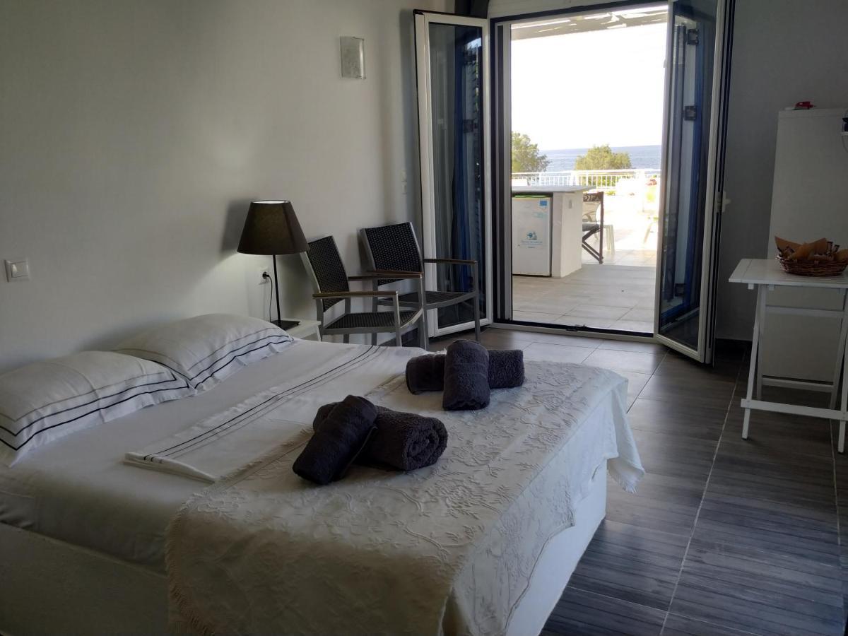 Avlomonasbeach Livadi  외부 사진